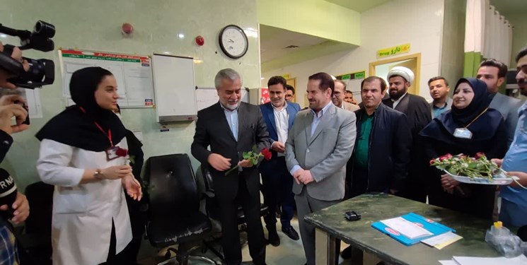 استاندار کهگیلویه و بویراحمد با پرستاران بیمارستان شهید جلیل دیدار کرد