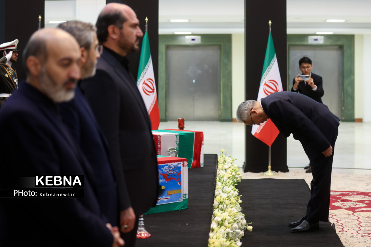  وداع دیپلماتیک با رئیس‌جمهور ایران